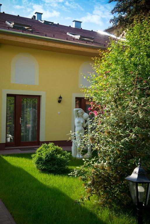 BL.Apartmanház II. Szeged Exterior foto